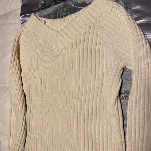 Gorgeous mint condition sweater - Picture 2 of 6